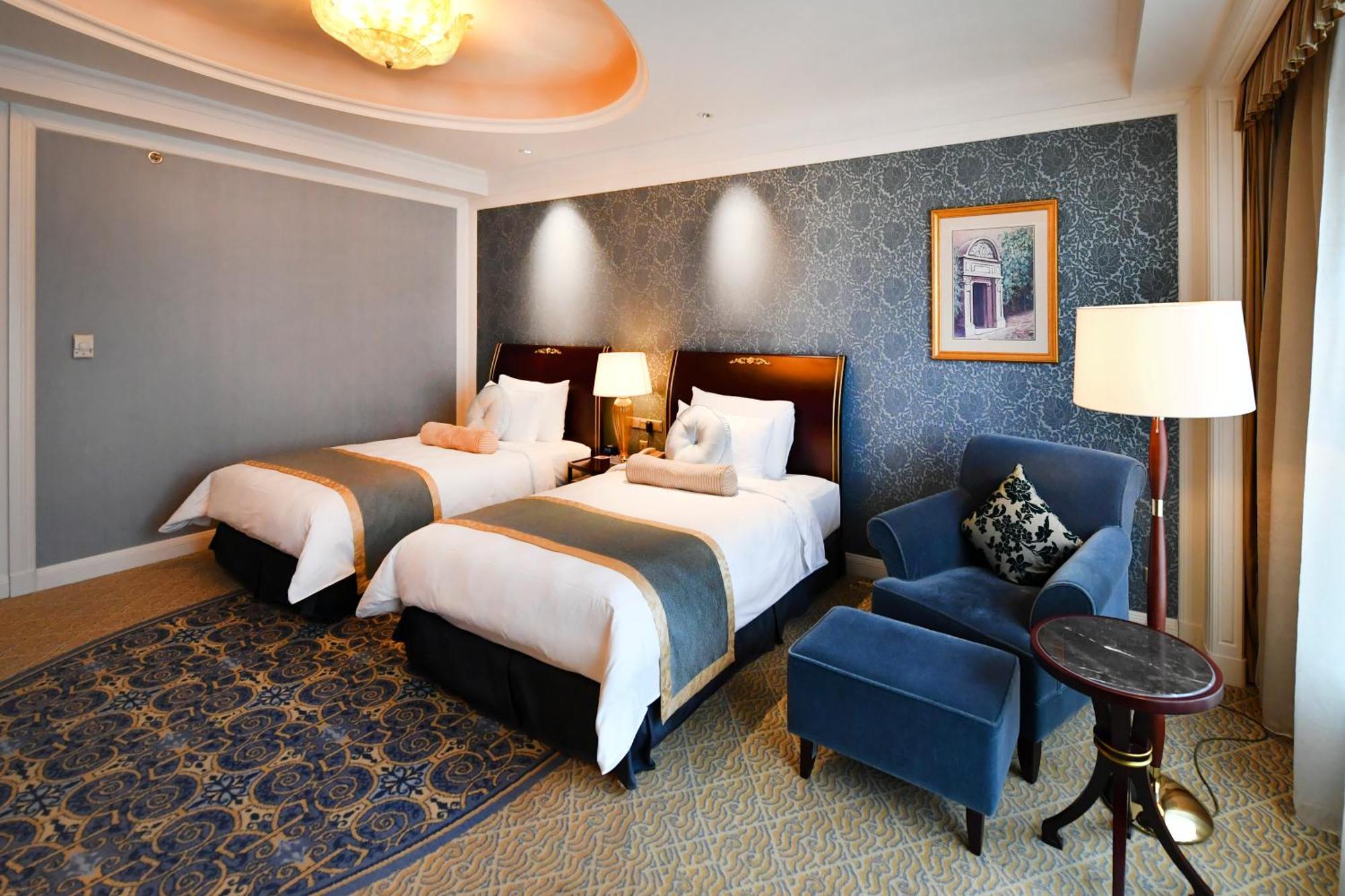 Grand Central Hotel Shanghai - Nanjing Road Exteriör bild