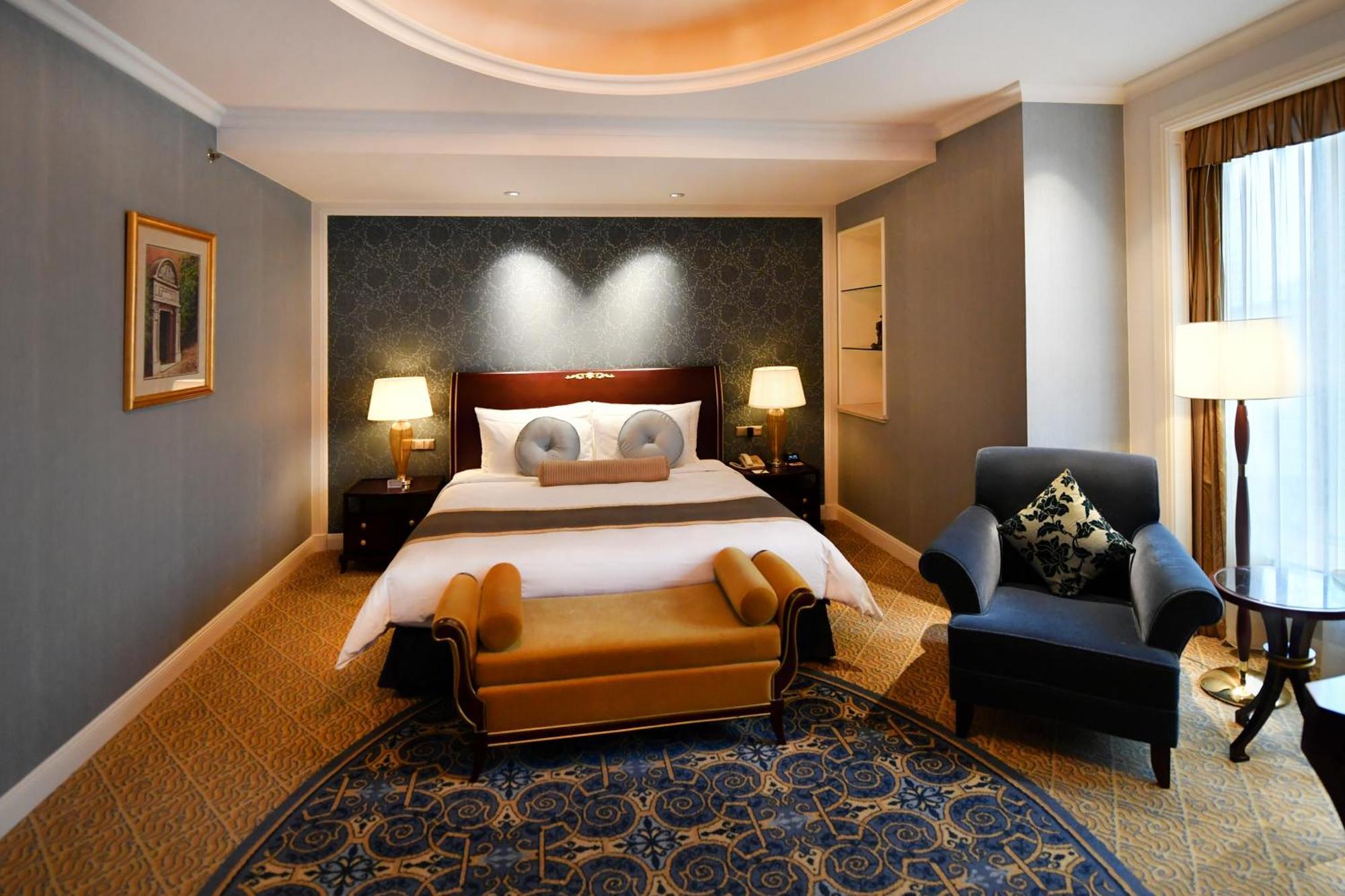 Grand Central Hotel Shanghai - Nanjing Road Exteriör bild